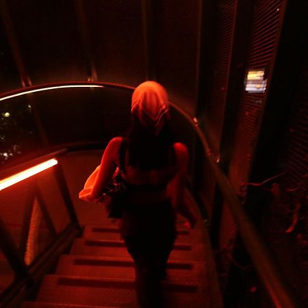 The Click Clack Hotel Medellin Bagian luar foto Stairs at the station