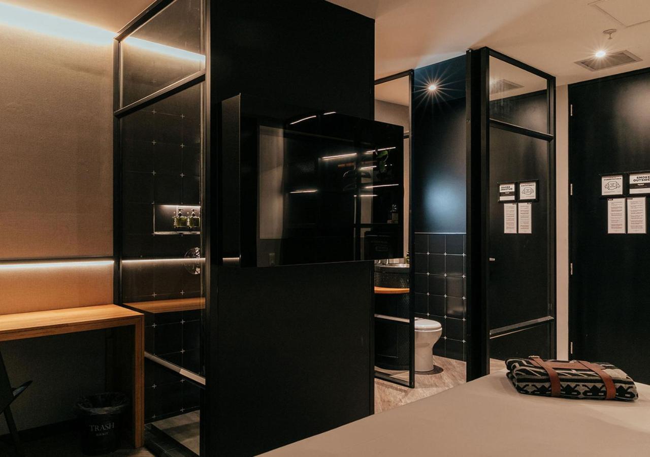 The Click Clack Hotel Medellin Bagian luar foto