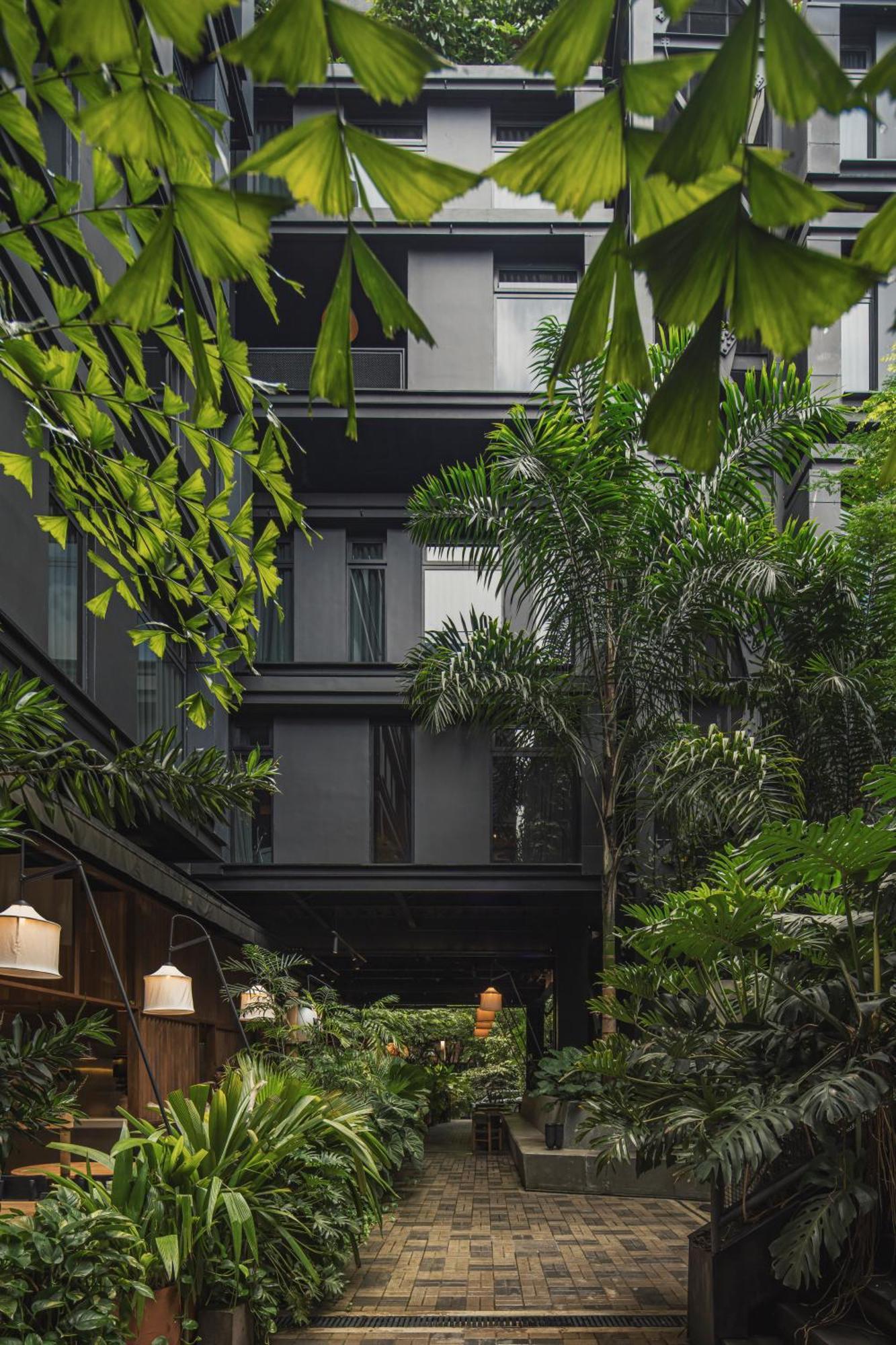 The Click Clack Hotel Medellin Bagian luar foto The interior of the hotel